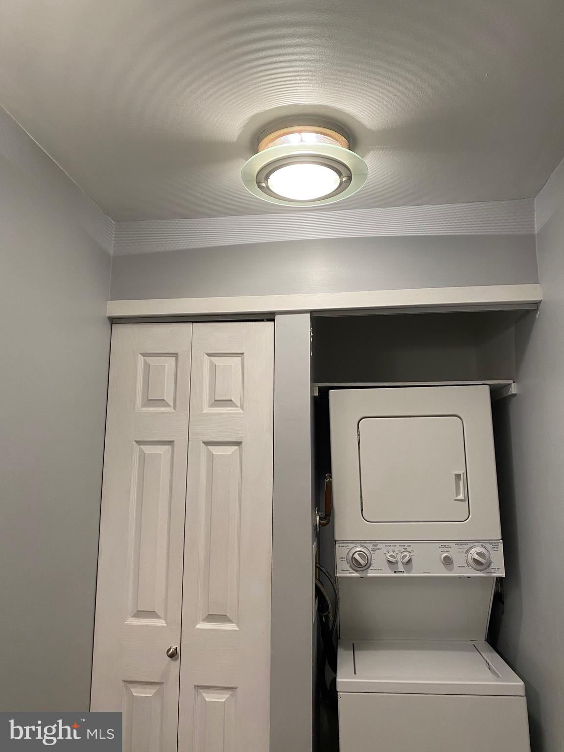 409 Gregorys Way Voorhees, NJ 08043 - Photo 23 of 37 Bathroom