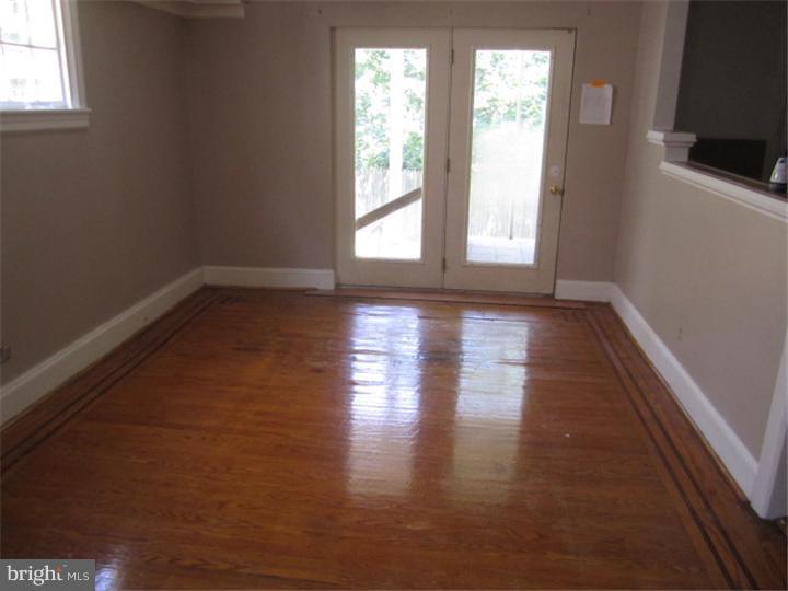 7611 Parkview Road Upper Darby, PA 19082 - Photo 3 of 8