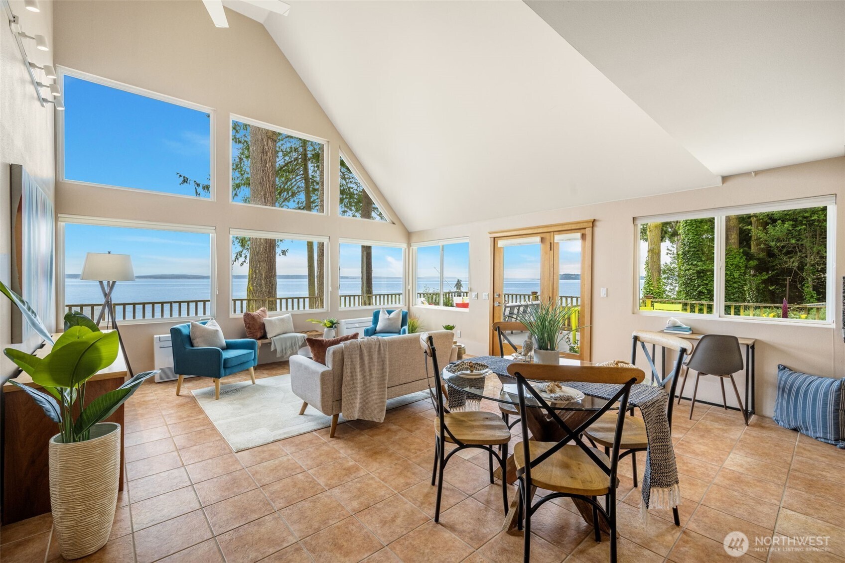 811 Olele Point Road Port Ludlow, WA 98365 - Photo 8 of 40 Gallery Image 8