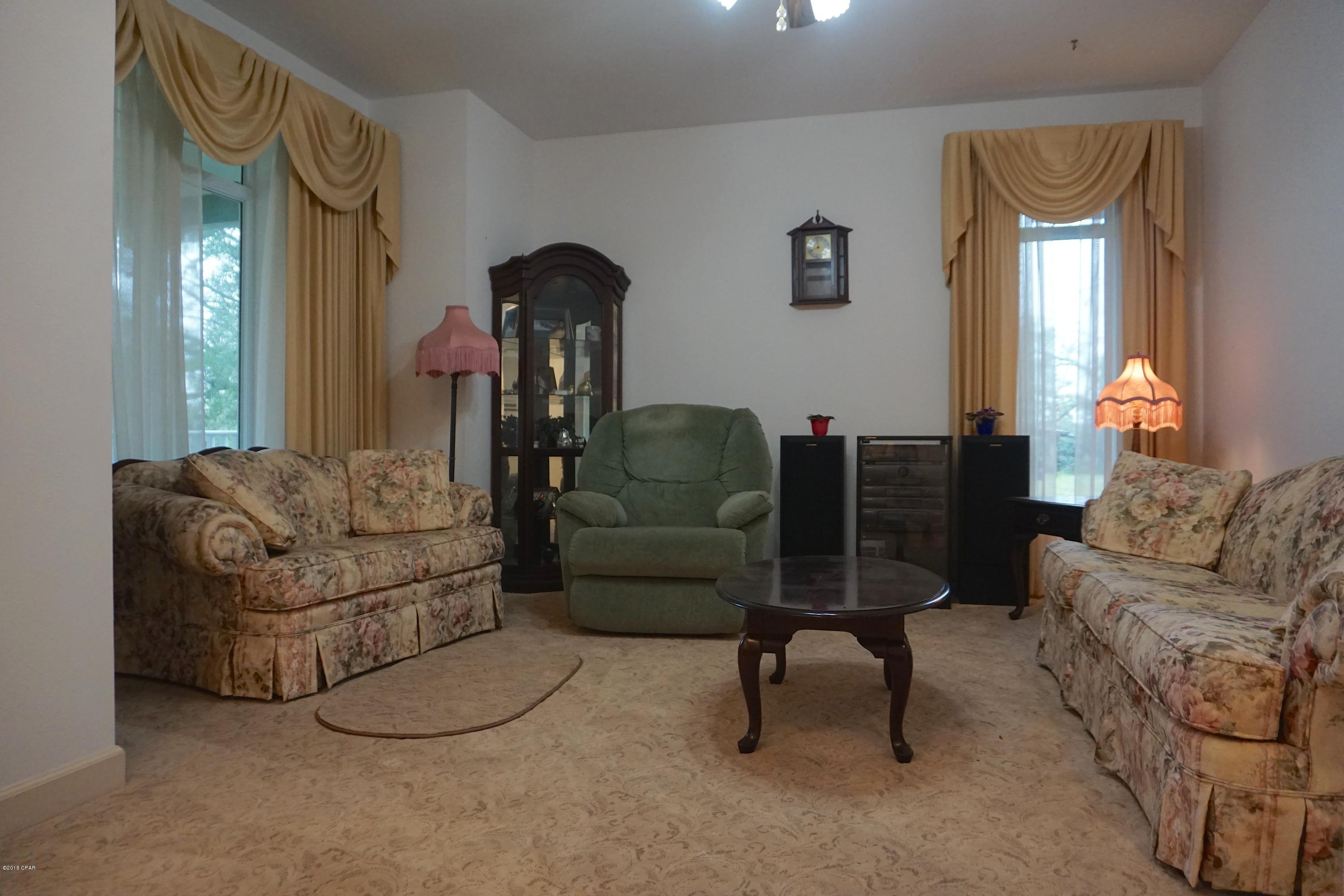 4684 Cliff Road Graceville, FL 32440 - Photo 17 of 75