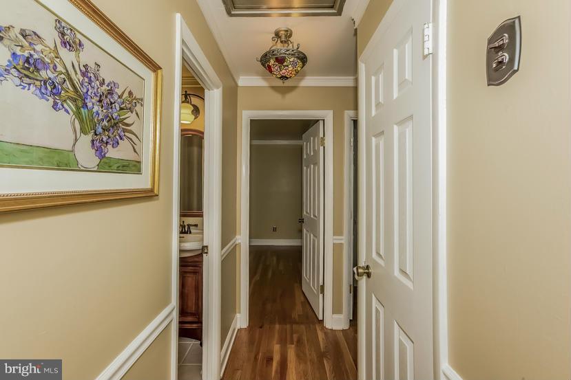 11809 Pittson Road Silver Spring, MD 20906 - Photo 14 of 30 Interior (General)