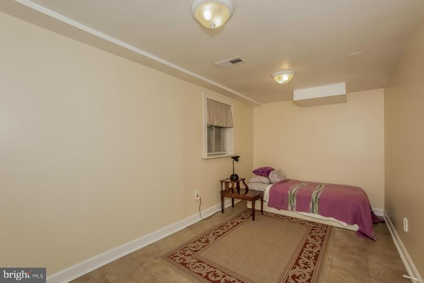 11809 Pittson Road Silver Spring, MD 20906 - Photo 21 of 30 Bedroom