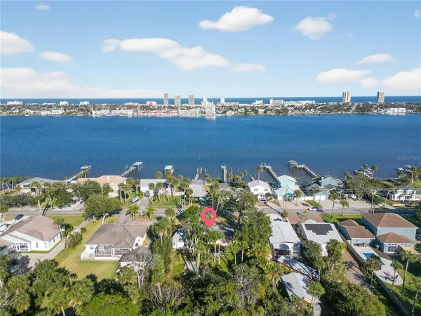 $299,900 | 1630 Riverside Drive, Daytona Beach, FL 32117