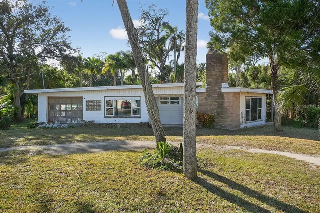 $325,000 | 1630 Riverside Drive, Daytona Beach, FL 32117