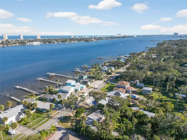 $325,000 | 1630 Riverside Drive, Daytona Beach, FL 32117