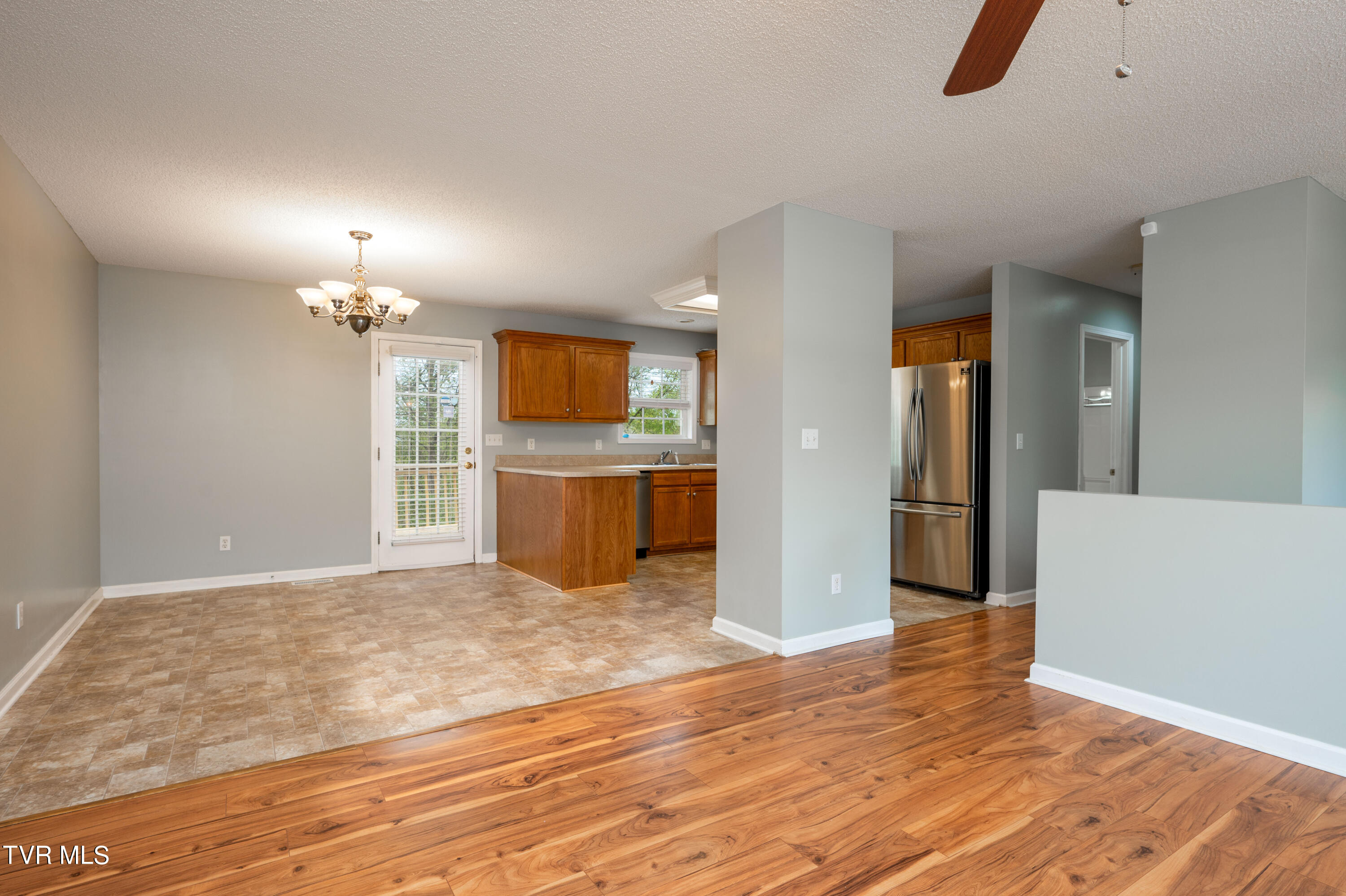 5622 Orebank Road Kingsport, TN 37664 - Photo 2 of 41 Orebank-3