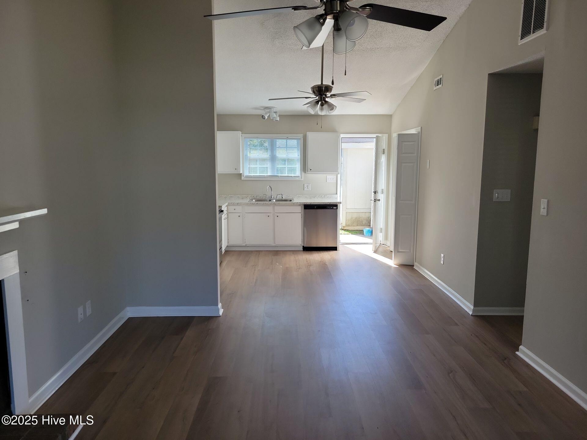 1918 Buxton Road Greenville, NC 27858 - Photo 2 of 10 living-1