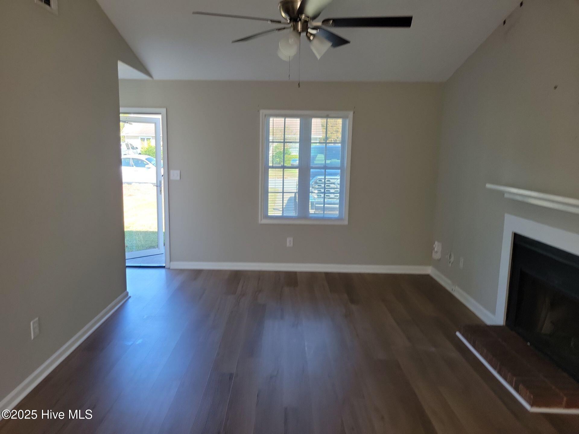 1918 Buxton Road Greenville, NC 27858 - Photo 3 of 10 living-2