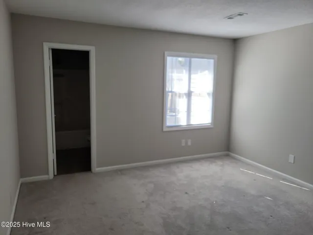 $1,250 | 1918 Buxton Road, Greenville, NC 27858