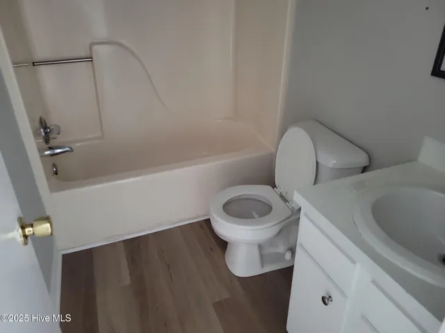 $1,250 | 1918 Buxton Road, Greenville, NC 27858