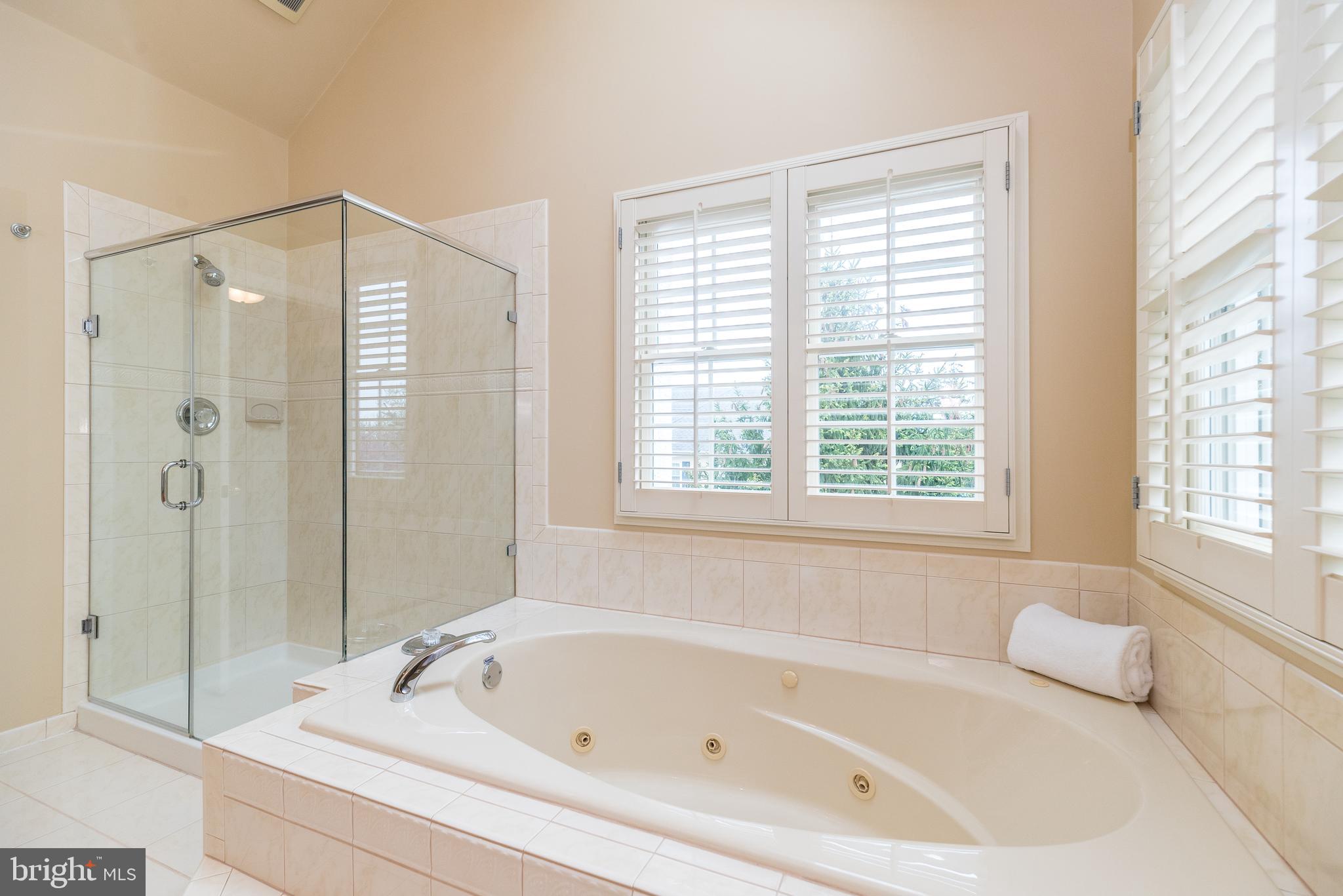 2517 Lockleigh Road Jamison, PA 18929 - Photo 44 of 72 a bathroom with a bathtub and shower