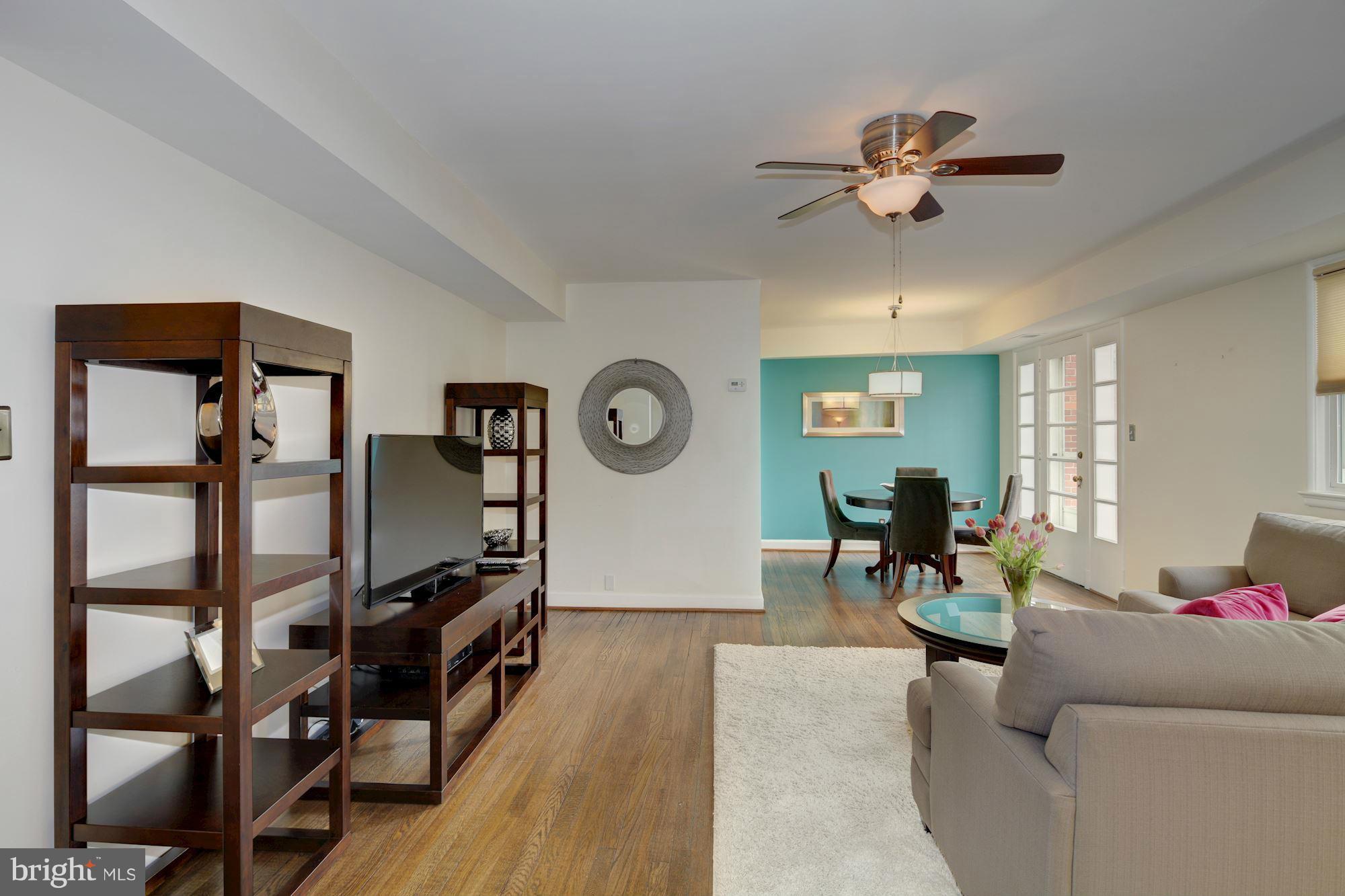 8627 Geren Road, Unit 294 Silver Spring, MD 20901 - Photo 3 of 26 Living Room