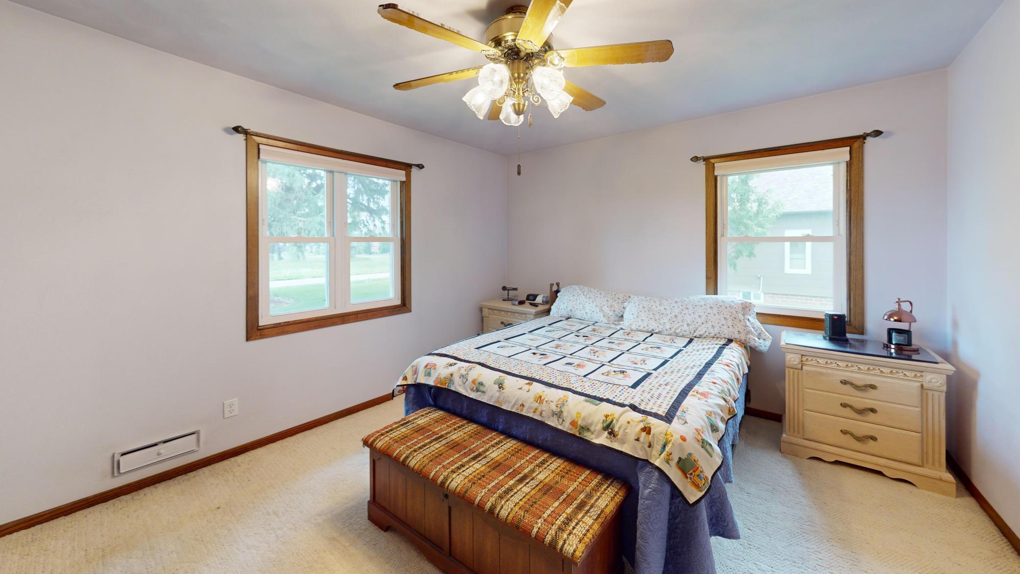 2420 Kenyon Road Owatonna, MN 55060 - Photo 6 of 11 Gallery Image 6