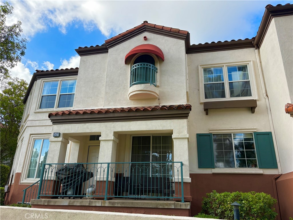 2827 Player Tustin, CA 92782 - Photo 3 of 15 a front view of a house