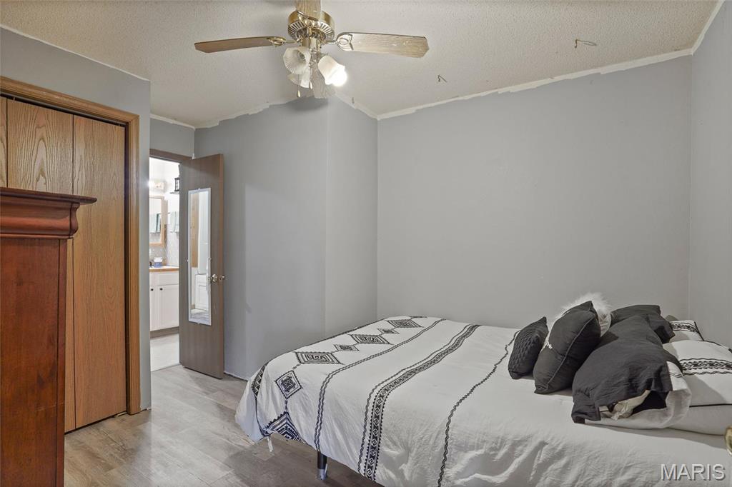 23425 North Everett Carr Road Clark, MO 65243 - Photo 26 of 35