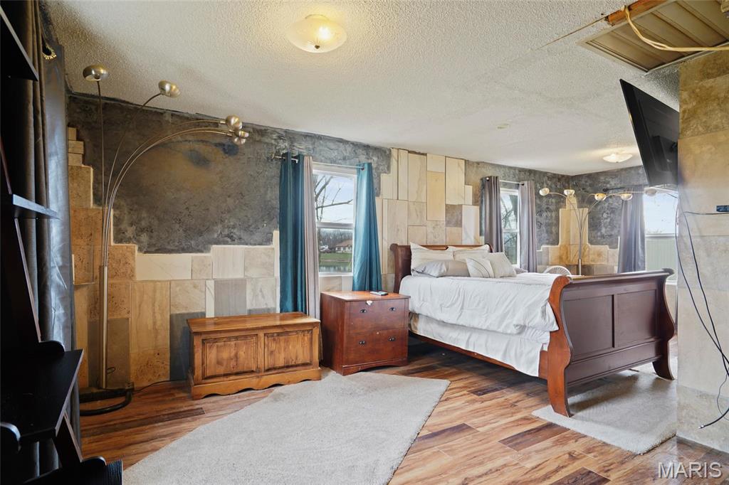 23425 North Everett Carr Road Clark, MO 65243 - Photo 32 of 35