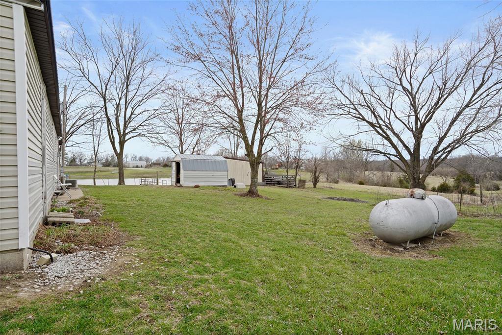 23425 North Everett Carr Road Clark, MO 65243 - Photo 9 of 35