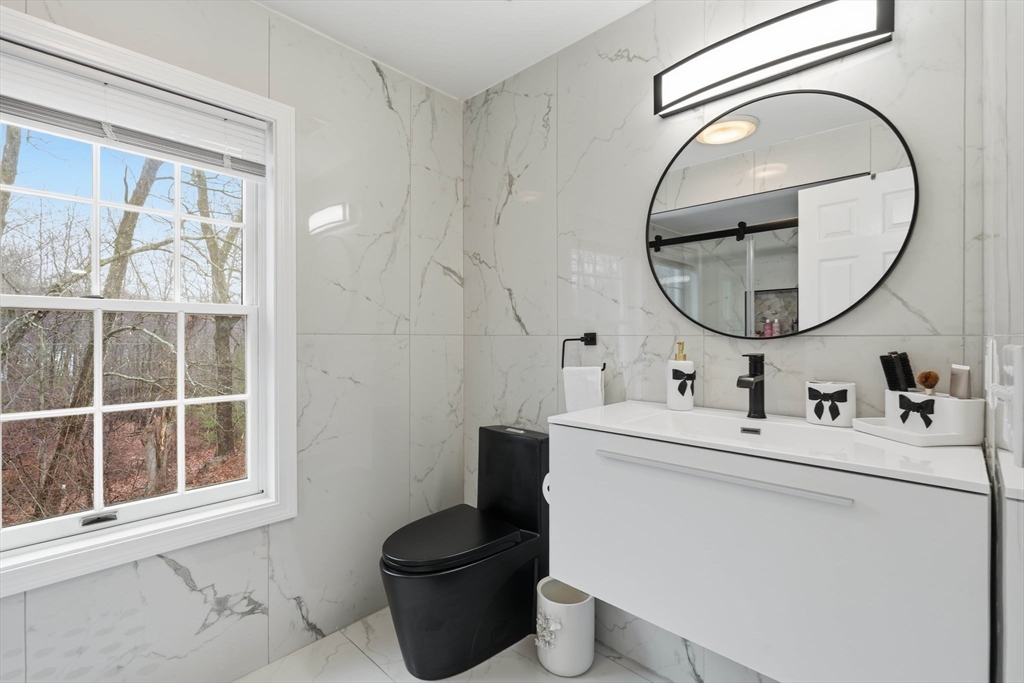 30 Anne Road North Andover, MA 01845 - Photo 28 of 39 Gallery Image 28