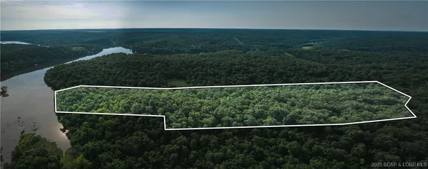 $198,195 | 5 State Road, Edwards, MO 65326