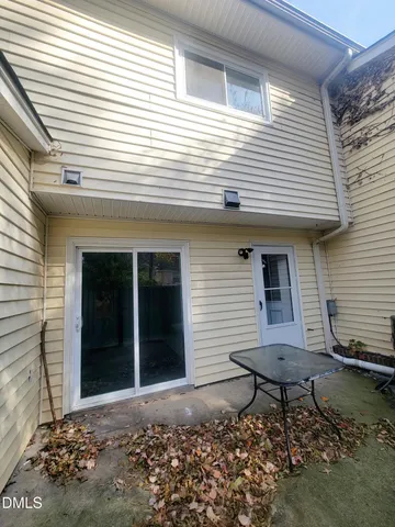 $1,595 | 5817 Shady Grove Circle, Raleigh, NC 27609