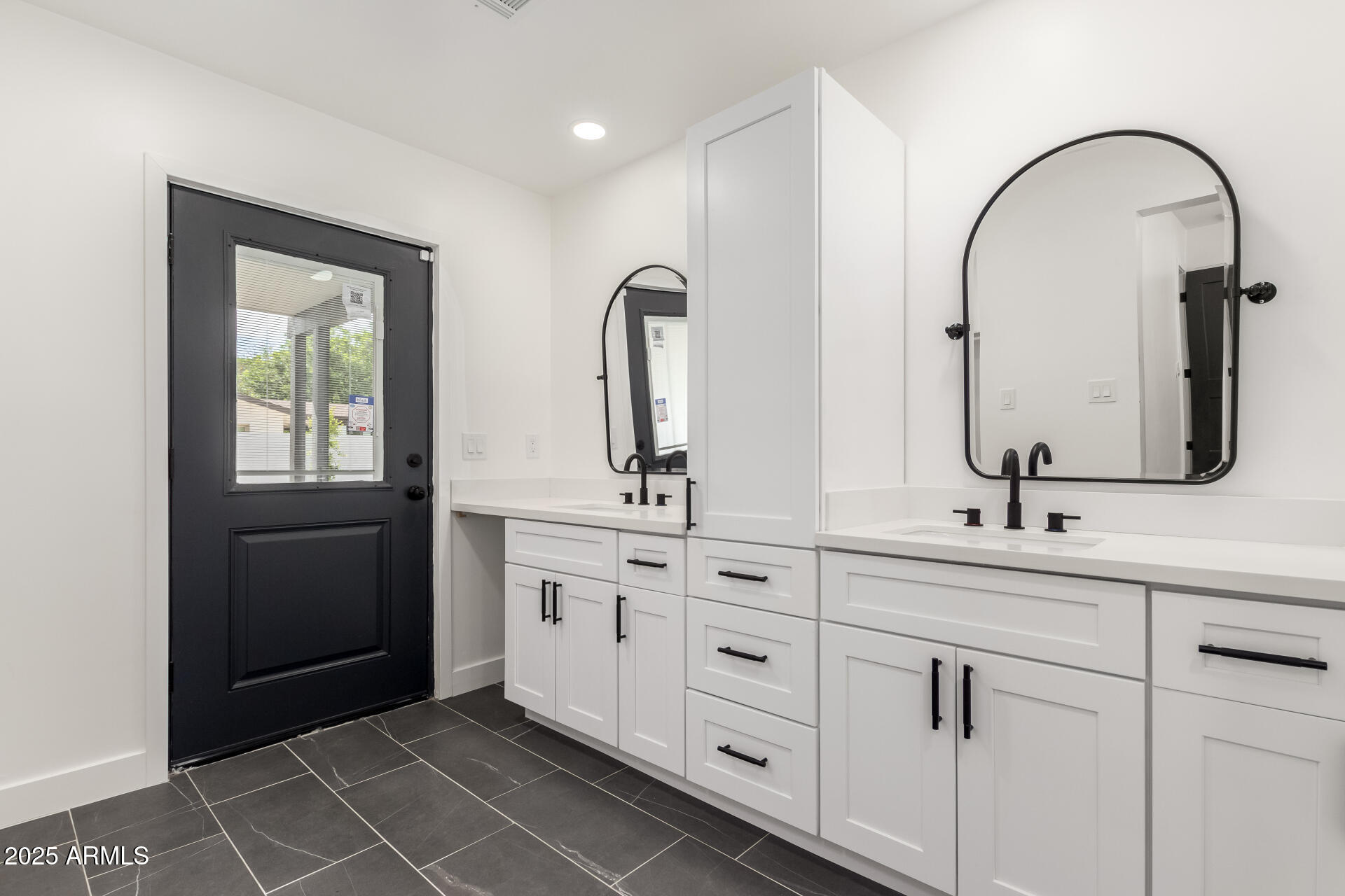 1304 West Ocotillo Road Phoenix, AZ 85013 - Photo 11 of 29 22-Ocotillo