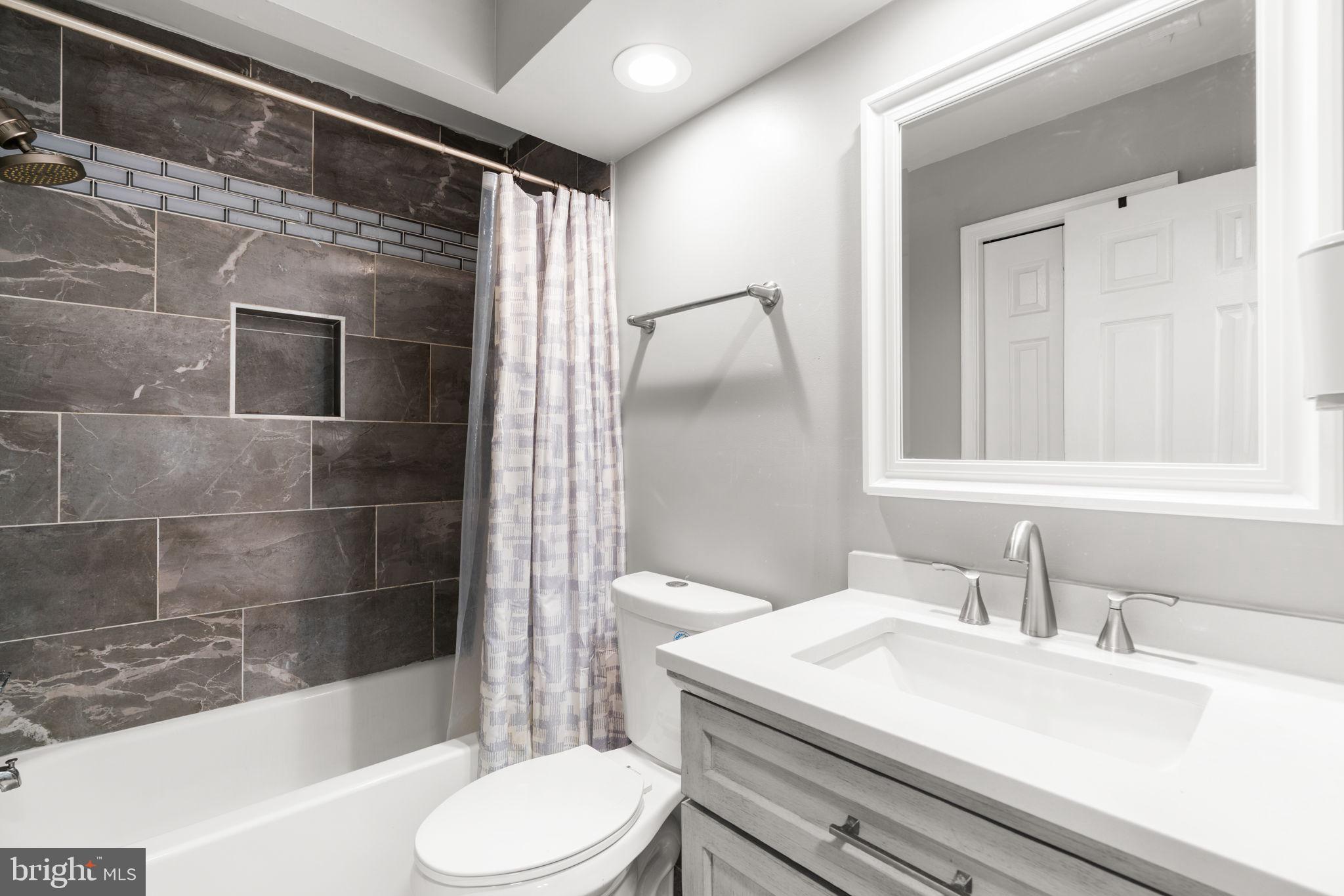 9339 Kendal Circle Laurel, MD 20723 - Photo 15 of 28