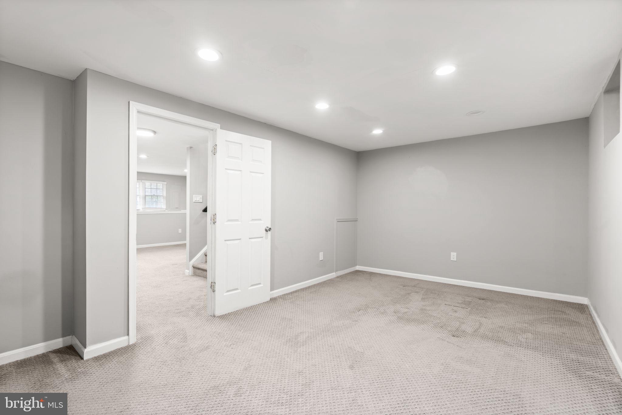 9339 Kendal Circle Laurel, MD 20723 - Photo 22 of 28