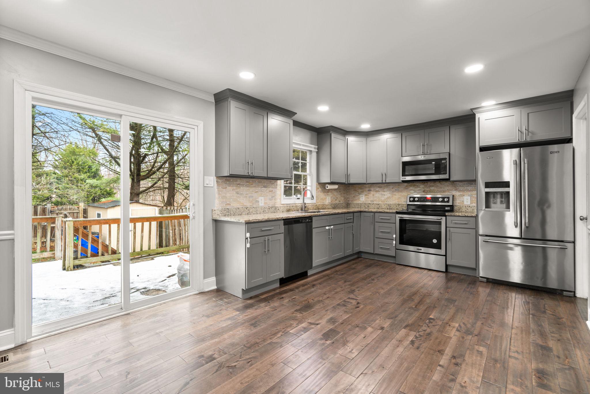 9339 Kendal Circle Laurel, MD 20723 - Photo 5 of 28