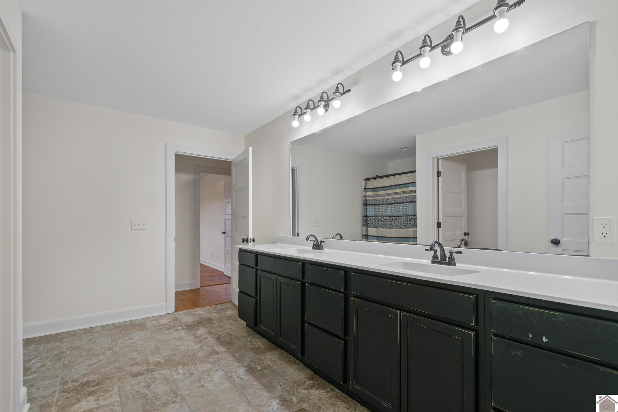169 Rockwood Road Murray, KY 42071 - Photo 18 of 32 Photo 18
