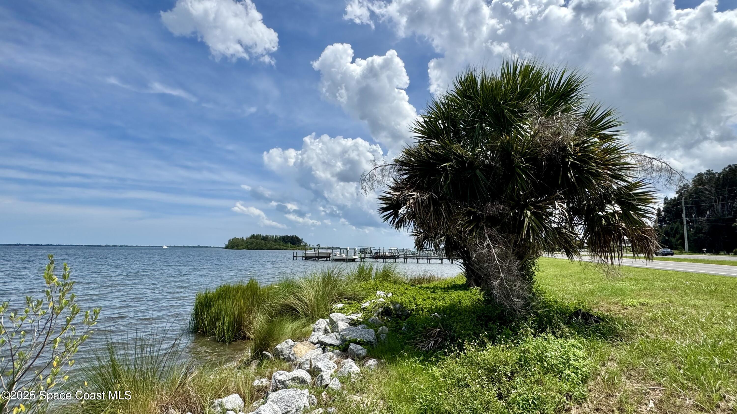 6810 U.S. Rte 1 Grant Valkaria, FL 32949 - Photo 5 of 13 DIRECT INDIAN RIVER ACCESS