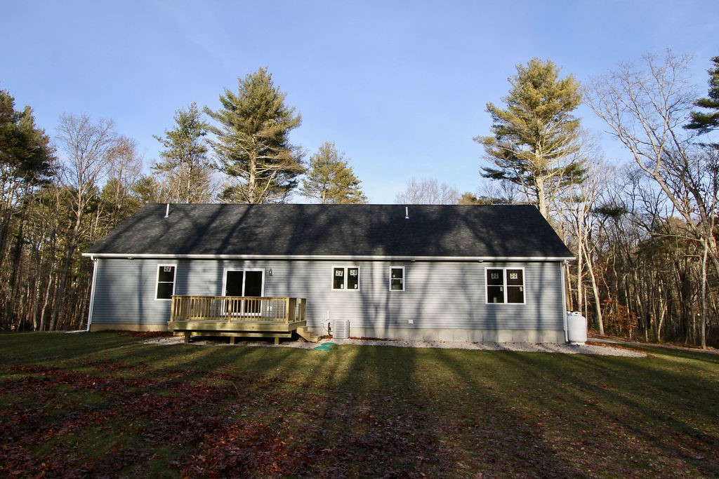 23 East Killingly Road Foster, RI 02825 - Photo 8 of 41