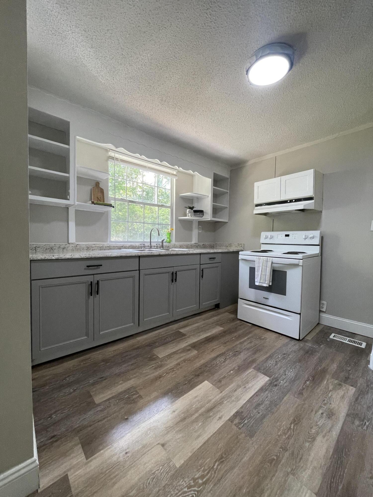 302 Stancil Road Rossville, GA 30741 - Photo 6 of 11 IMG_8869