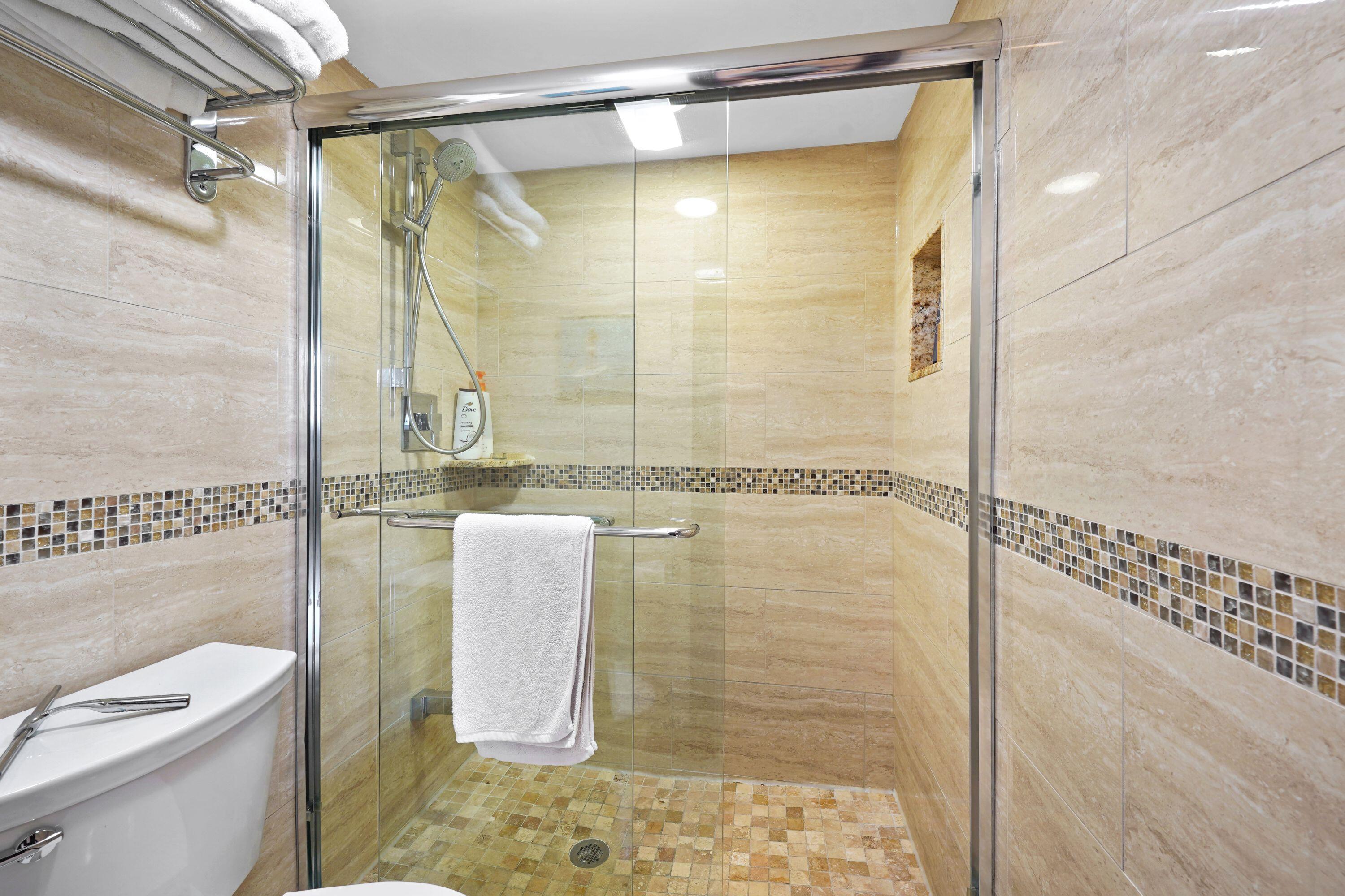 311 Southeast 3rd Street Southeast, Unit 207 Dania Beach, FL 33004 - Photo 14 of 40 ABC02966