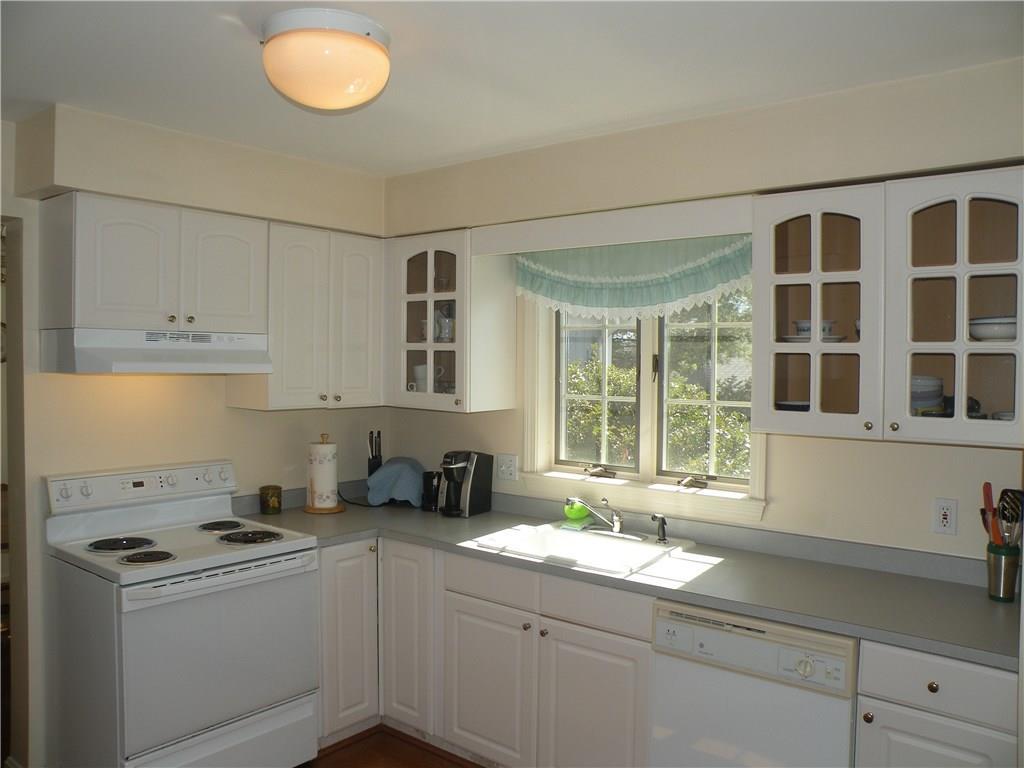 42 Black Point Road Scarborough, ME 04074 - Photo 5 of 31 Photo