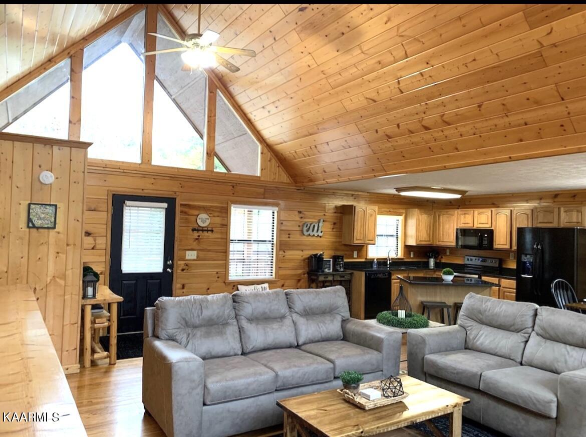 1615 Pinewood Way Sevierville, TN 37862 - Photo 5 of 41 IMG-9767