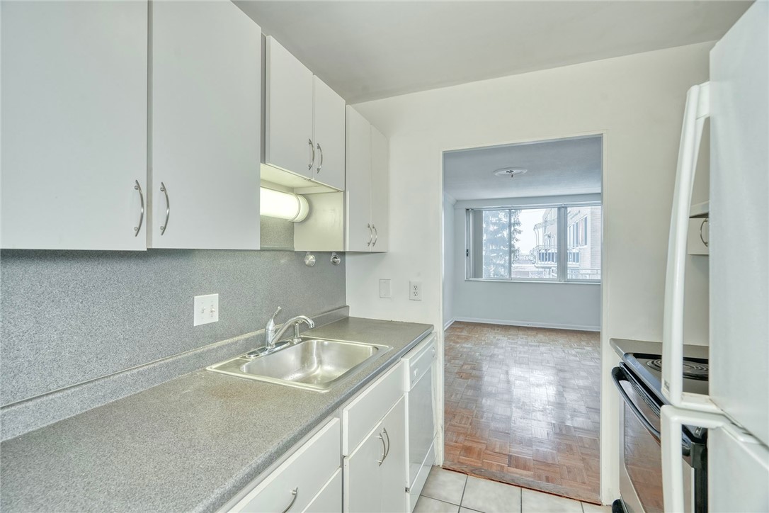 1400 Unit 501 East Avenue, Unit UN501 Rochester, NY 14610 - Photo 19 of 24