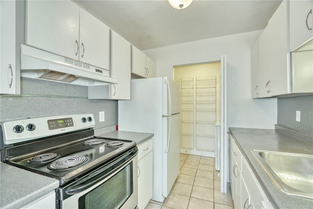 1400 Unit 501 East Avenue, Unit UN501 Rochester, NY 14610 - Photo 3 of 24