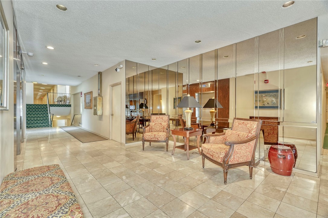 1400 Unit 501 East Avenue, Unit UN501 Rochester, NY 14610 - Photo 9 of 24