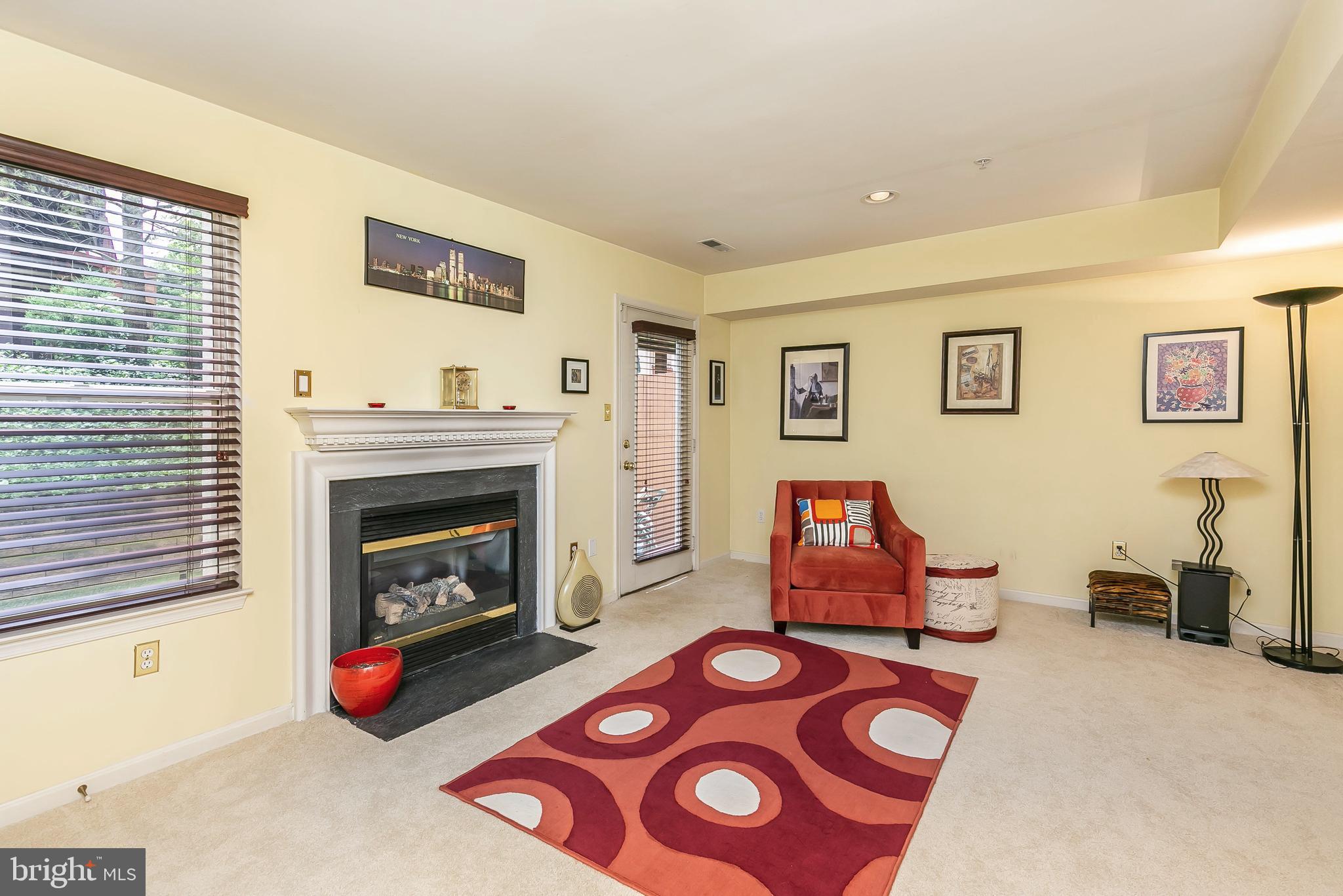 407 Chadford Road Baltimore, MD 21212 - Photo 4 of 20 Family Room