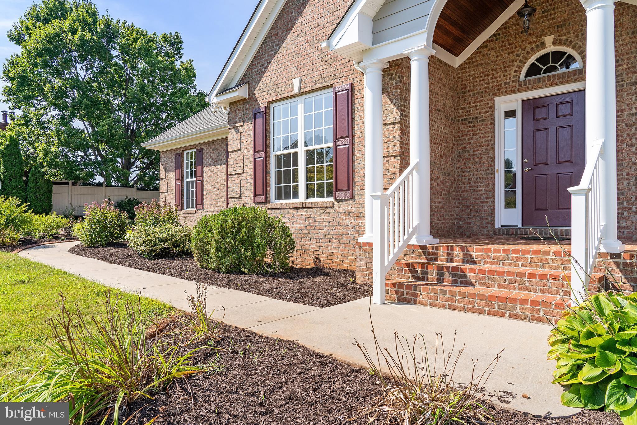 19198 Stallion Road Culpeper, VA 22701 - Photo 4 of 43 not your typical one level design