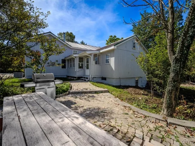 $309,900 | 6681 Mosquito Point Road, Stockbridge, NY 13409