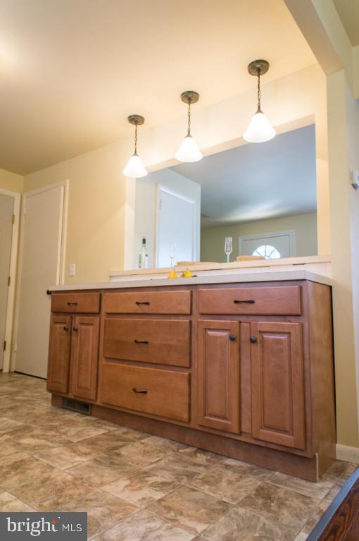 1521 Robert Road Lancaster, PA 17601 - Photo 3 of 29 Gallery Image 3