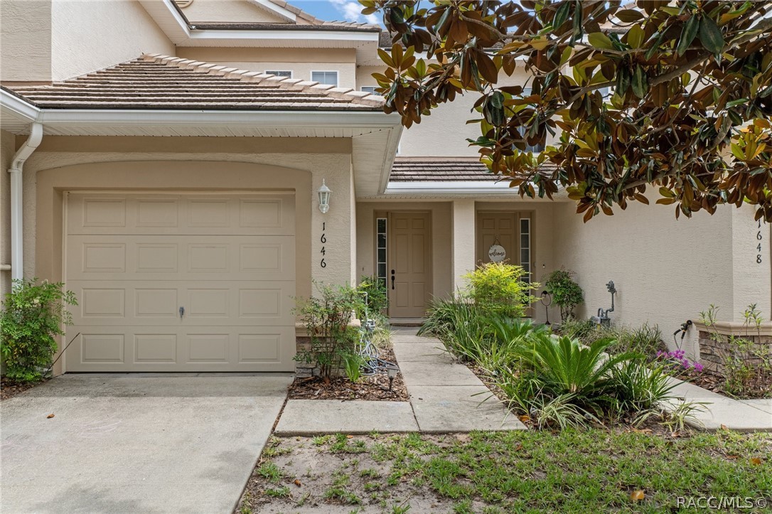 1646 West Spring Meadow Loop Lecanto, FL 34461 - Photo 1 of 47