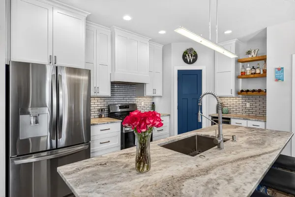 $529,900 | 4804 North Vincent Drive, Appleton, WI 54913