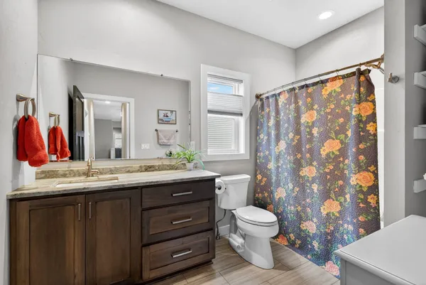 $529,900 | 4804 North Vincent Drive, Appleton, WI 54913