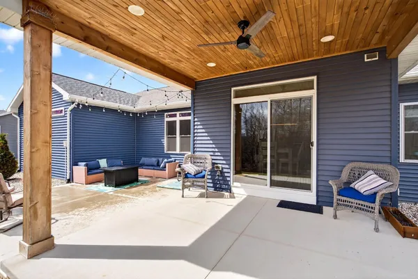 $529,900 | 4804 North Vincent Drive, Appleton, WI 54913