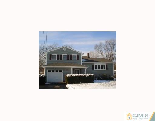 10 Woodlawn Road Somerset, NJ 08873 - Photo 1 of 7 Gallery Image 1