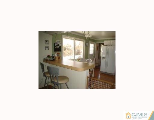10 Woodlawn Road Somerset, NJ 08873 - Photo 3 of 7 Gallery Image 3