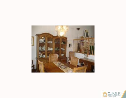 10 Woodlawn Road Somerset, NJ 08873 - Photo 7 of 7 Gallery Image 7