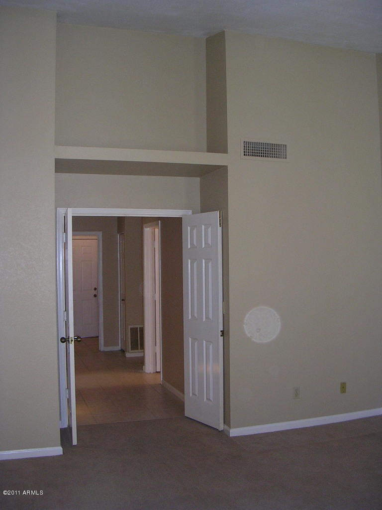 102 South Morning Ridge Drive Gilbert, AZ 85296 - Photo 8 of 11 Master Bedroom